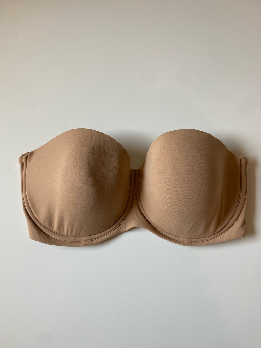 Skims Fits Everybody Strapless Bra in Orche NWOT 32DDDD